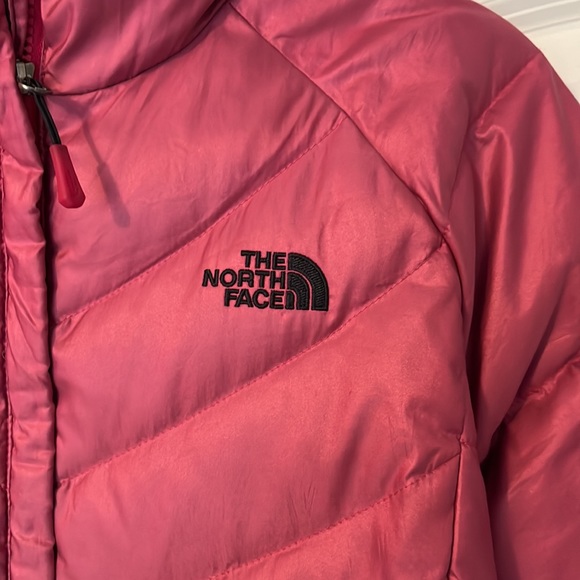 The North Face pink winter jacket - Picture 3 of 9